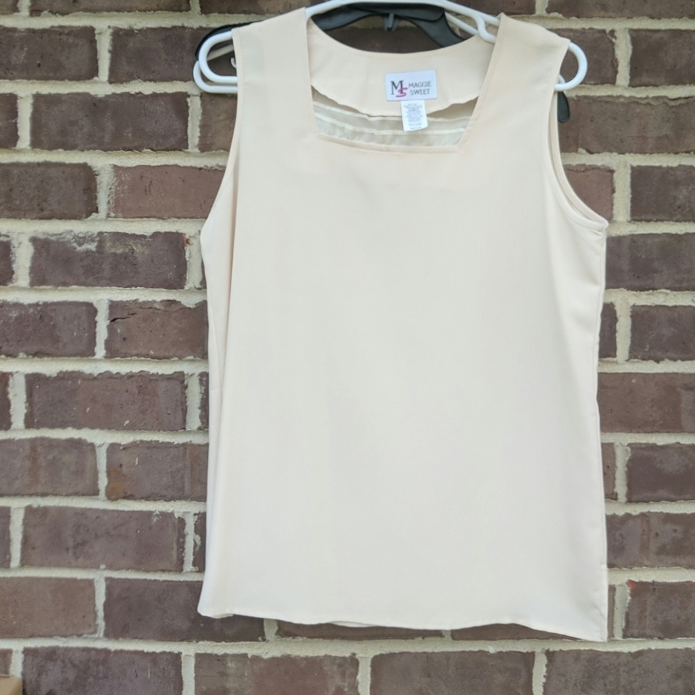 Maggie sweet bella flora top